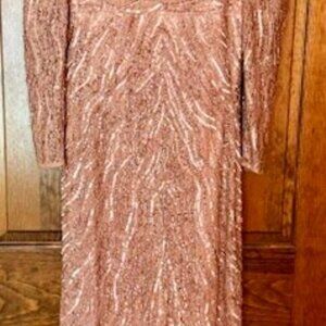 Formal Mac Duggal size 4